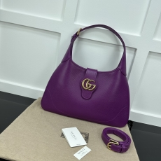 Gucci Hobo Bags